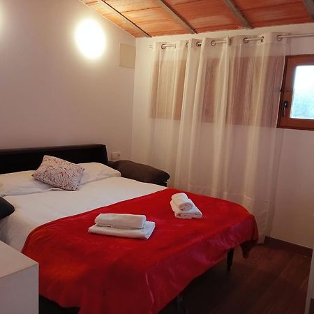 Casa Rural Ana Maria Ain Ahin Esterno foto