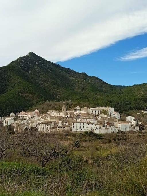 Casa Rural Ana Maria Ain Ahin Esterno foto